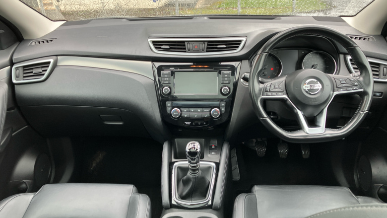 Nissan Qashqai 1.3 DiG-T Tekna 5dr Petrol Hatchback